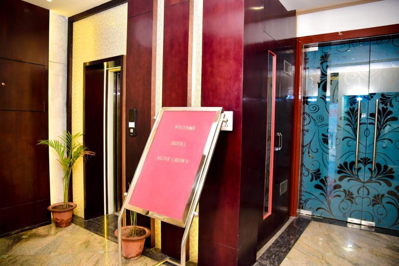 Hotel Olive Crown Lucknow Exterior photo