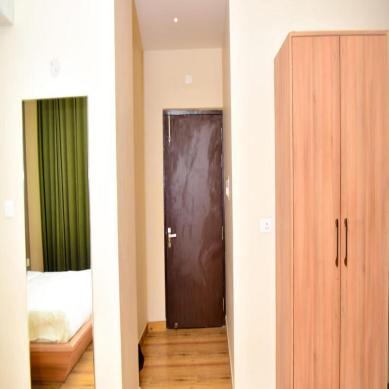 Hotel Olive Crown Lucknow Exterior photo